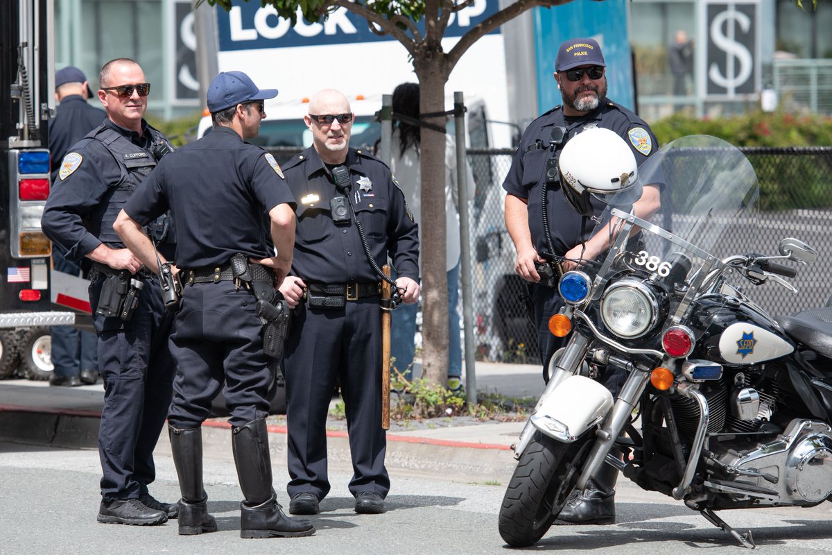 San Francisco Police tweet media