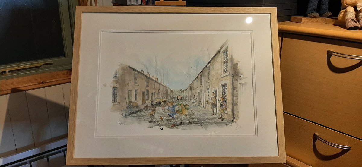 Martin_Impey's tweet photo. Thelma and Sheila in the lounge of the house they hadn't been inside since 1947 after they were evacuated!
What a privilege to have been part of that!!
Thanks @PierProdLtd
Checkout @BBCTheOneShow  
to hear more - https://t.co/Ni1Ihos8se
#Evacuees #ww2
#homefront #artㅤㅤㅤㅤ https://t.co/7s0zQdFGkN