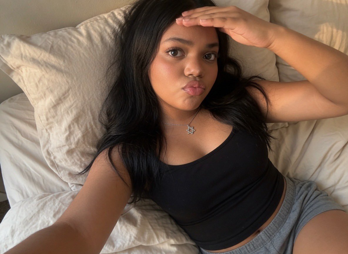 blk babydoll 🍗 tweet media