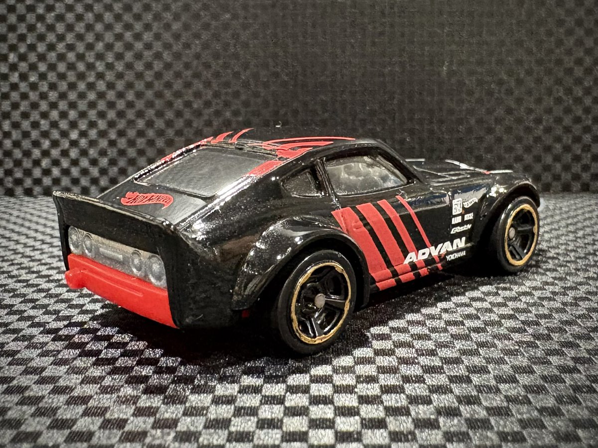 2022Kyo's tweet image. NISSAN FAIRLADY Z
こちらは2017年発売のキャスト
街道ハウスにアドバンカラーって情報量多いな
ベーシックでアドバンカラーが手に入るのは嬉しいよね
HW Retake No.9 現在所有数1台
#ホットウィール
#hotwheels
#nissan