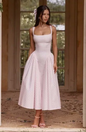 seekingmissb's tweet photo. I just received Sherrie Midi dress from Anonymous via Throne. Grazie mille! https://t.co/DwWj0x3O2t #Wishlist #Throne https://t.co/xNKRozMGJ7