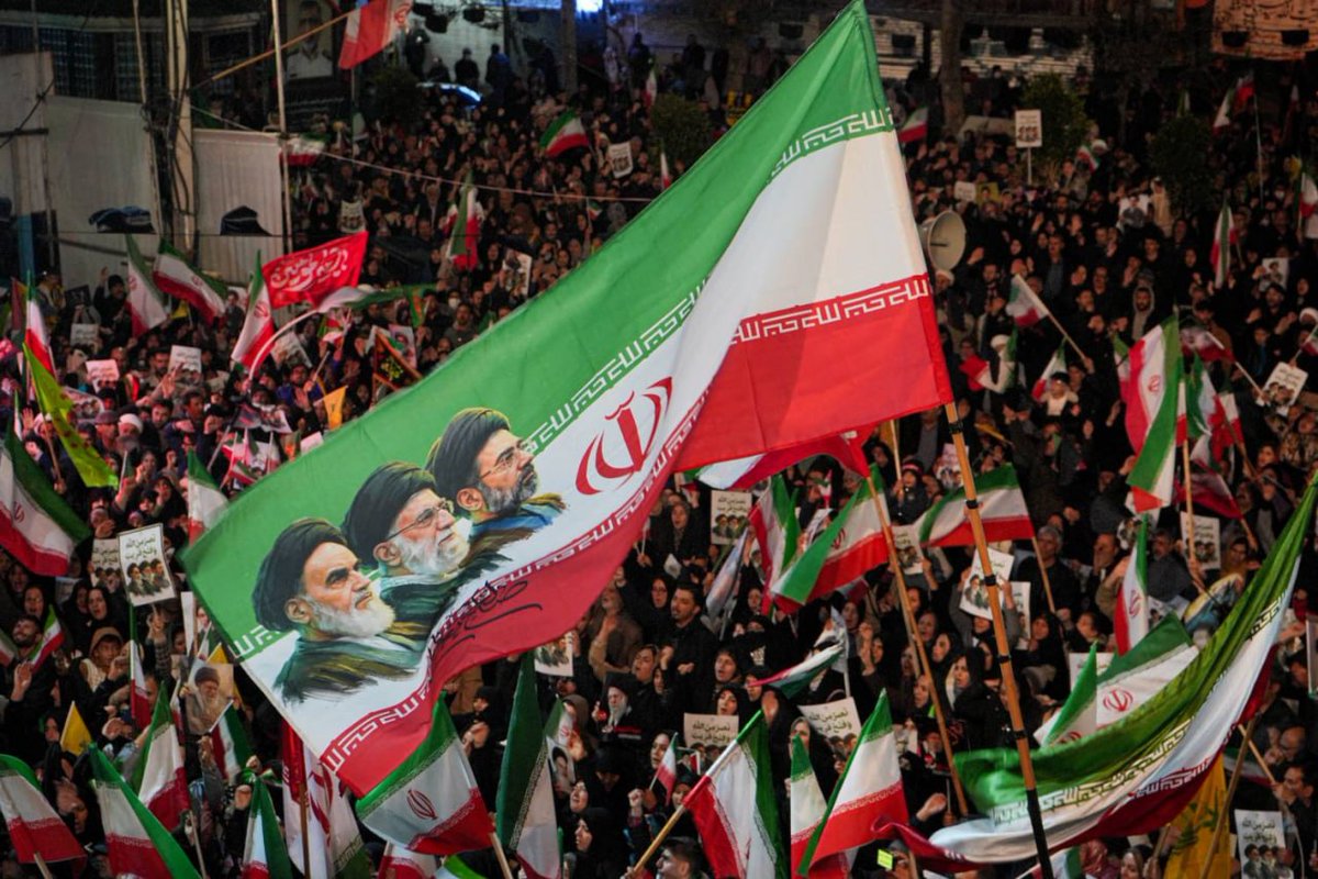 Faithful people of a country are the source of genuine power for that country, and no material power will be able to impose its will on such a country, no matter how powerful it is ...

#Iran
#IslamicRepublic
