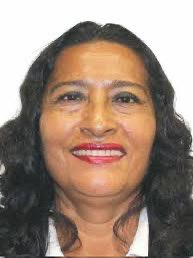 Laura 🌸 tweet media