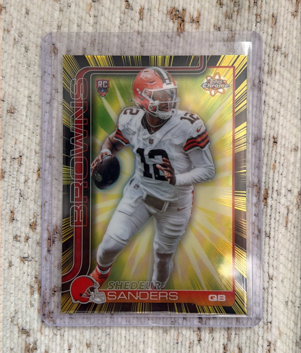 Bad quality picture, high quality Topps Chrome hit!