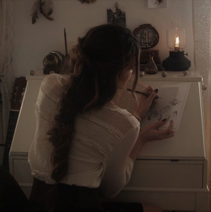 crdndovides's tweet photo. 𓆸 Marlenne D'Arrael.
⟡ daughter of humans
✧ Freedom
☾ “light cannot live without shadows” https://t.co/iCbCPngPOu