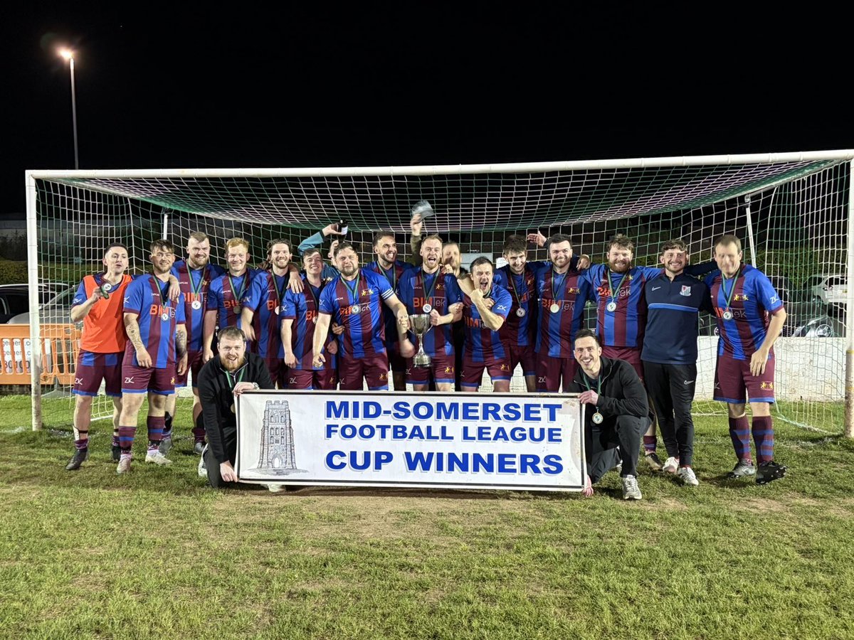 FcMeadow's tweet photo. Unbelievable scenes at West Clewes. 3-2 down with 2 minutes to go and we go on to win it 4-3 in spectacular fashion!! Goals from Will, Gards, Jake and Josh Clark with the winner in the dying seconds. Huge celebrations taking place. Up the fucking Meadow!!

#UTM https://t.co/7shYZwjGQs