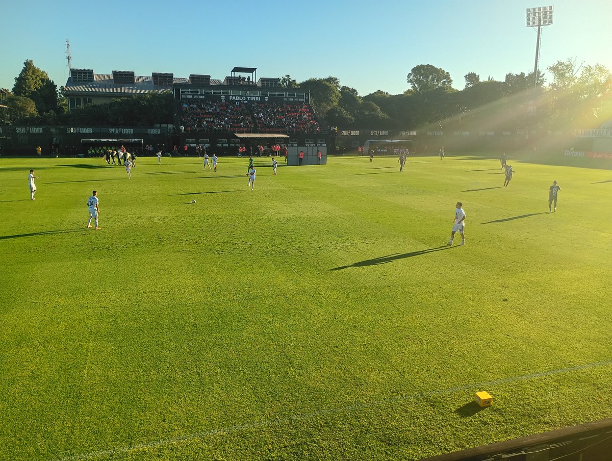 Deportivo Riestra 2-0 Independiente por la <a href="/LigaAFA/">Liga Profesional de Fútbol</a>