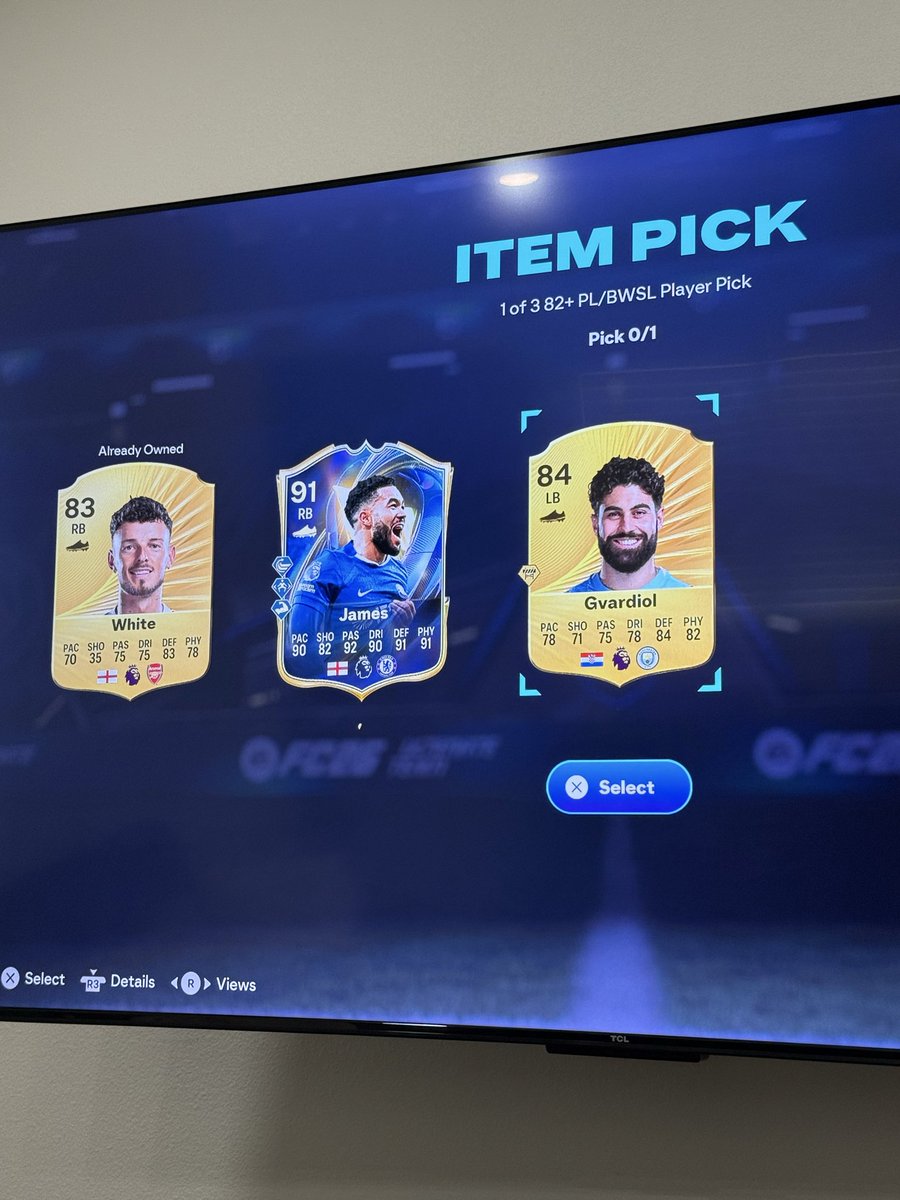 AlfanoTom's tweet photo. @FUT_Accountant do those 1 of 3 Premier League 82+ picks ! https://t.co/Yy2lz57UCC