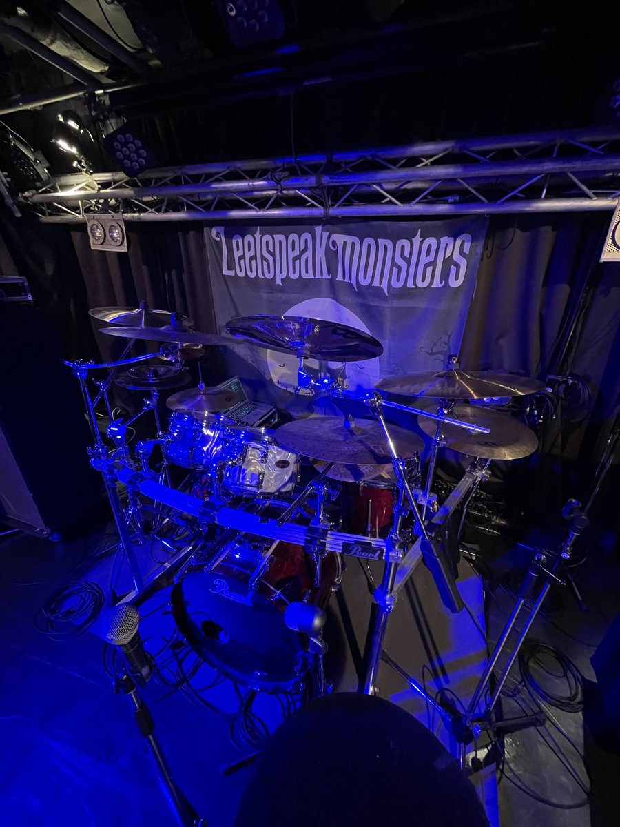 ダイウルフ tweet media