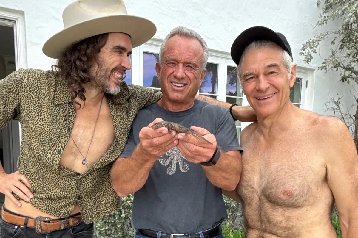 LeaveHeardAlone's tweet image. Russell Brand raped a sixteen-year-old. I’m just going to go ahead and say if you support and defend him, I assume you would have supported and defended Jeffery Epstein.