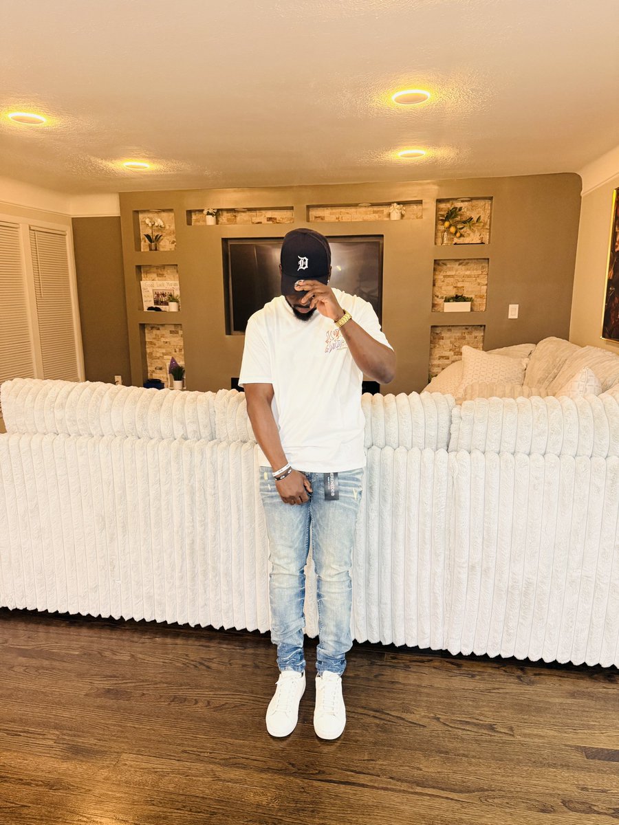 Dre tweet media