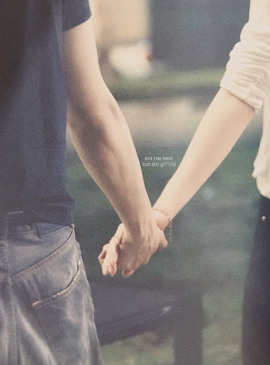 ‘ ในโลกที่คนอื่นต้องทำอะไรตั้งมากมายเพื่อจะได้เป็นคนเก่ง ฉินให้ด้วงเป็นแค่ด้วงก็พอ..เท่านั้นก็เป็นคนเก่งของฉินแล้ว’

- 𝗇𝗈𝗍 𝗍𝗁𝖾 𝖻𝖾𝗌𝗍 𝖻𝗎𝗍 𝗌𝗍𝗂𝗅𝗅 𝗀♡♡𝖽 (ˢᵖᵉᶜⁱᵃˡ)