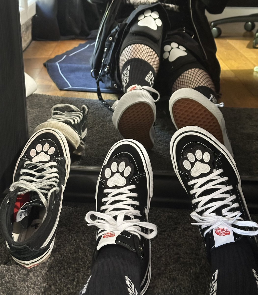 Eddelvia ⚰︎ tweet media