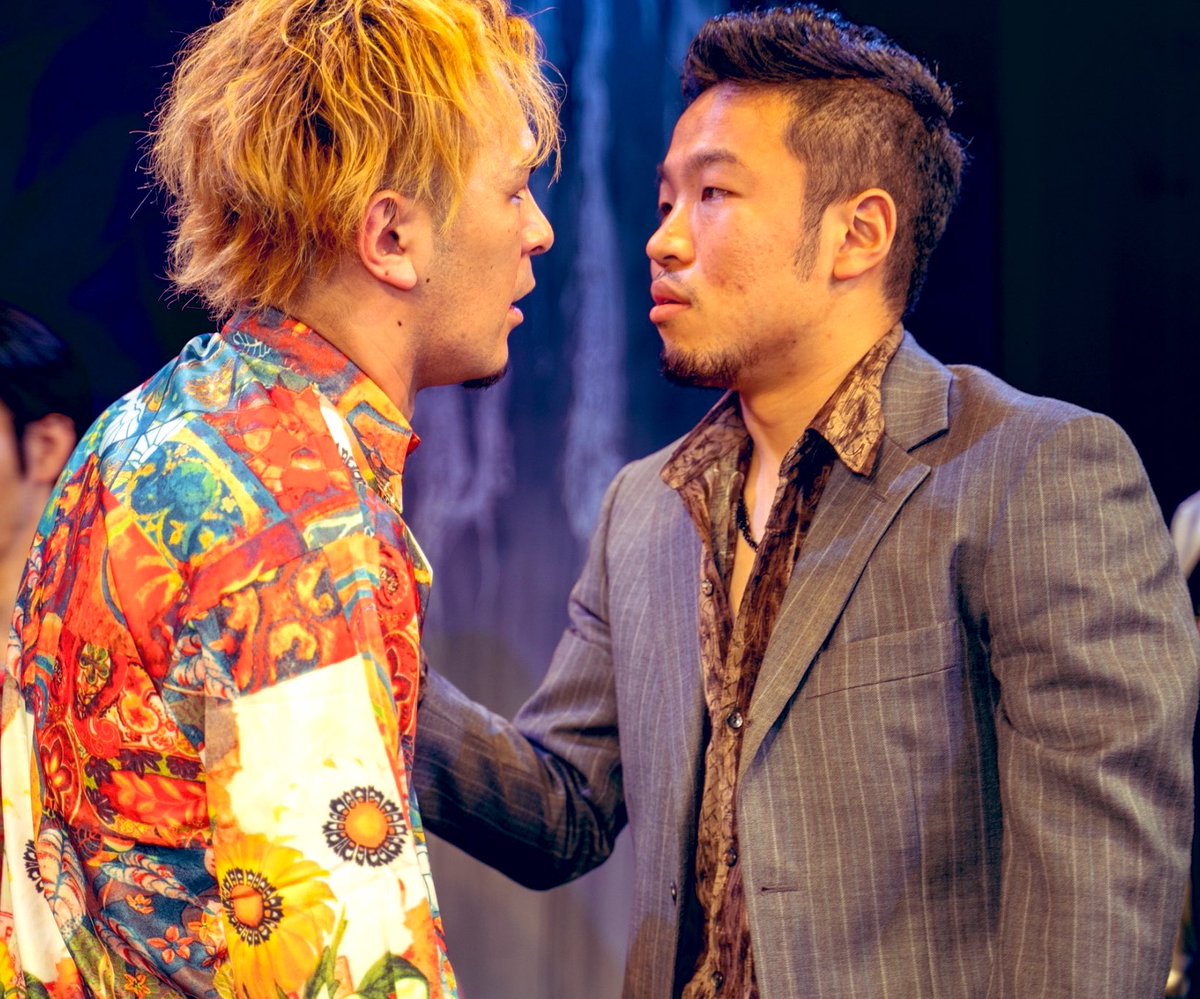 #ホネのズイ迄

佳境ですね。

バンド始めた頃から練習嫌いのぼくですが、
稽古が毎日楽しいです。

みんなのおかげですね。
大阪の青春パンク上がりのなんでもない僕が、脚本書いたり演出したり作品作りできてるのも寄ってきてくれる仲間のおかげです。

常にチャンス。だと思ってます。