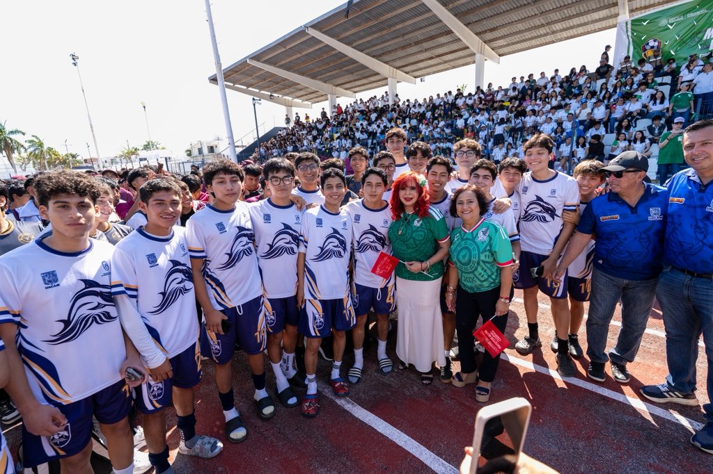 Layda Sansores tweet media