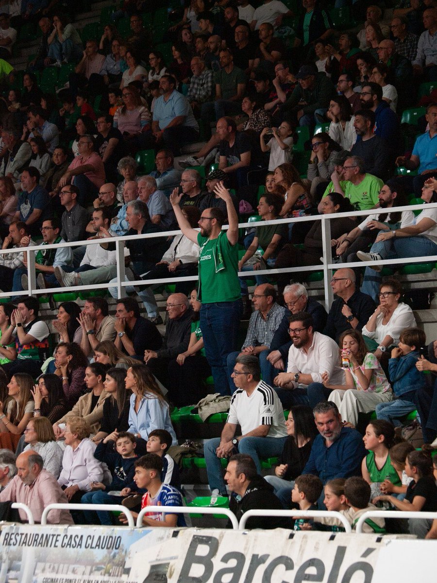 Caceres_Basket's tweet photo. 💚🖤¡Mañana, la marea verdinegra que nos ha traído hasta aquí tiene que rugir más fuerte que nunca!

🏟️🔥 El Multiusos será una auténtica caldera en una gran noche de baloncesto.

#LatiendoEnVerdinegro 💚🖤 https://t.co/WoKCa85HFs