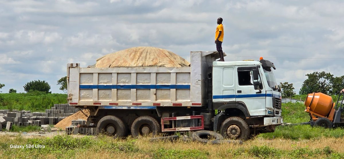𝐎𝐥𝐚𝐦𝐢𝐝𝐞 𝐀. 𝐀𝐫𝐞𝐦𝐮(𝐐𝐒)👷🏗️ 🇳🇬 tweet media