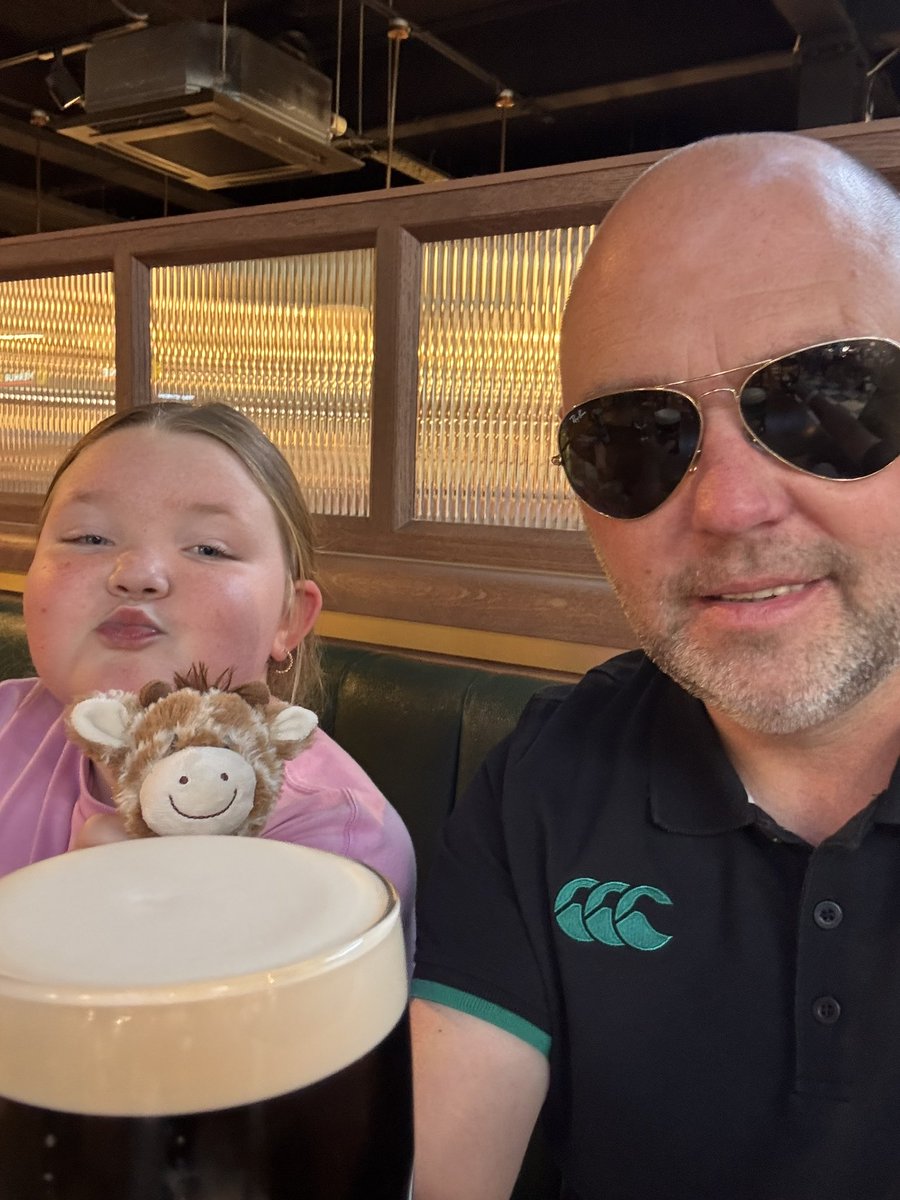 mickymobile's tweet photo. Off we go……… #SecretTrip 🍀 https://t.co/SrzeXLlCXH
