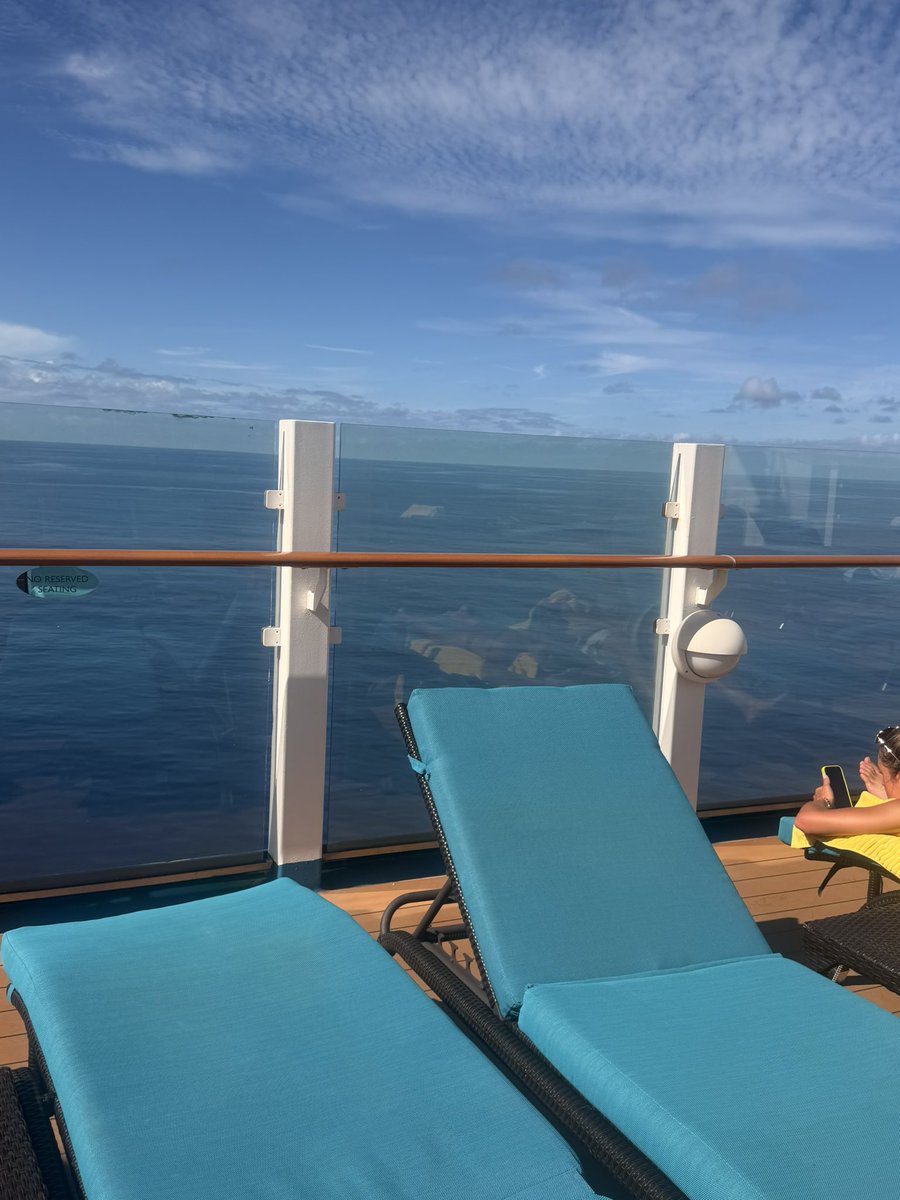 Batdaddygina3's tweet image. Cruising life literally!! #CaribbeanCruise #Carnival