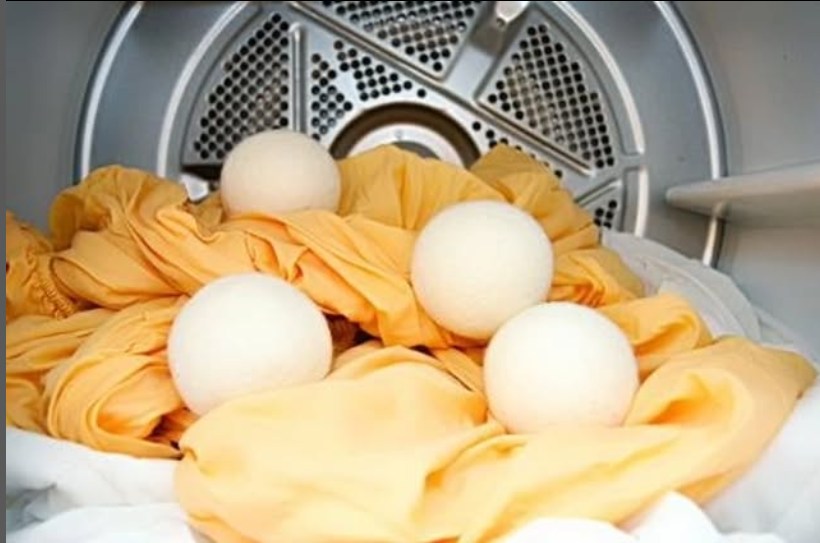 DRYERVENTWIZ's tweet image. Have you tried #dryerballs instead of dryer sheets? Wool dryer balls are known to keep the air moving in a cycle - smoothing out wrinkles and speeding up your drying time!

#didyouknow #knowledgeispower #helpfulhacks #laundrytips