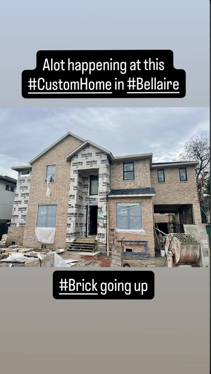 ZanderHomes's tweet image. There’s alot happening at this #New #CustomHome #Build in #Bellaire

From #Brick #Cabinets #Millwork #CustomDoors and more

IF YOU are #Building in the Greater #Houston area - reachout to us.  Lets partner together to make your dream home a reality!

#BuildOnYourLot #Texas