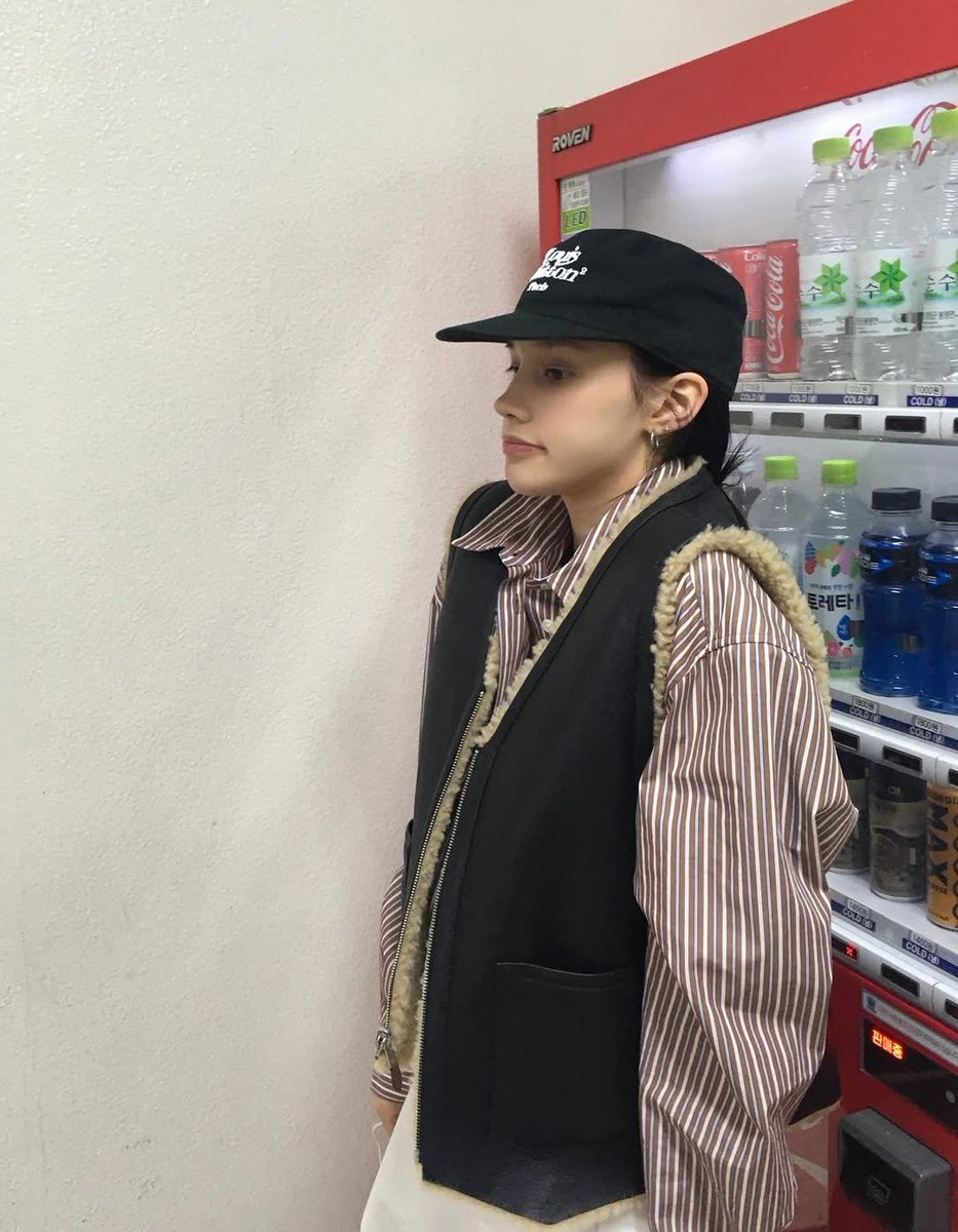 sniffany tweet media