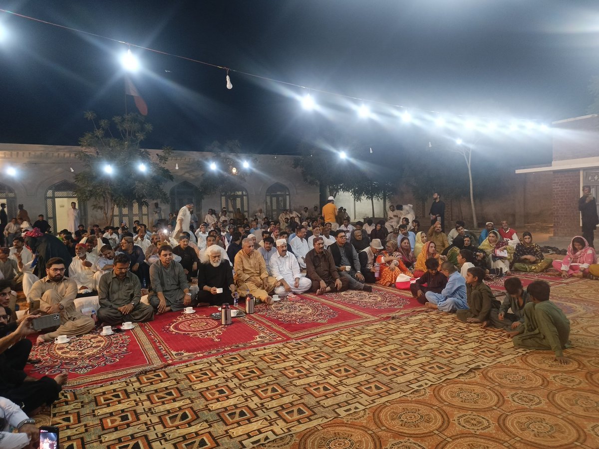 SUP_Sindh's tweet photo. سن:
24/04/2026
رهبر سنڌ سائين جي ايم سيد جي 31هين ورسيءَ جي موقعي تي درياھ واري بنگلي تي صوفياڻي محفل جاري،
سنڌ يونائيٽيڊ پارٽي جي صدر سيد زين شاھ، ڊاڪٽر ضياء شاھ سميت سيد خاندان، قومي اڳواڻ ۽ قومي ڪارڪن شريڪ.
#TributeToSainGMSayed https://t.co/oxxYv9h2Se