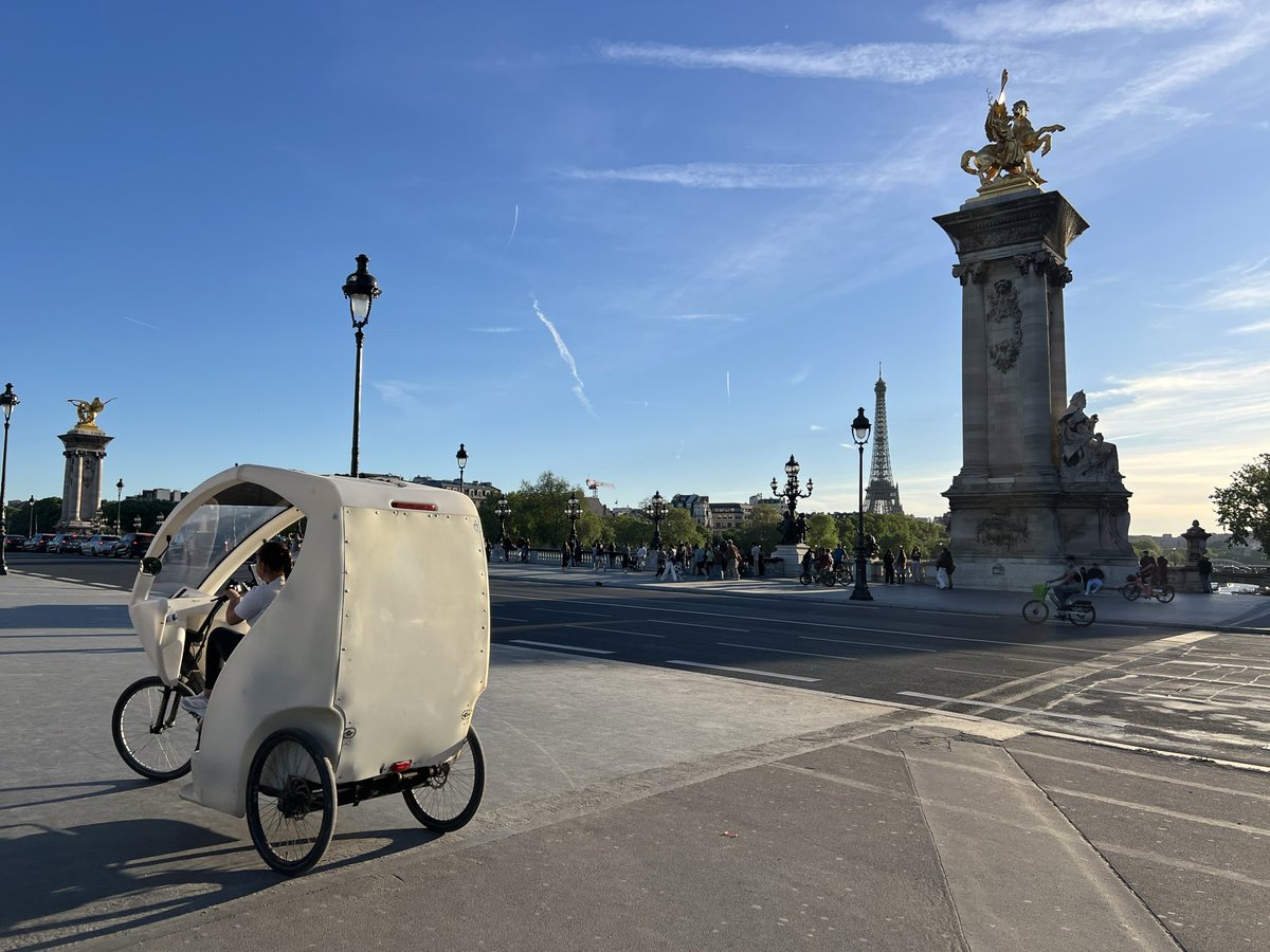 OliverTweete 🦊 tweet media