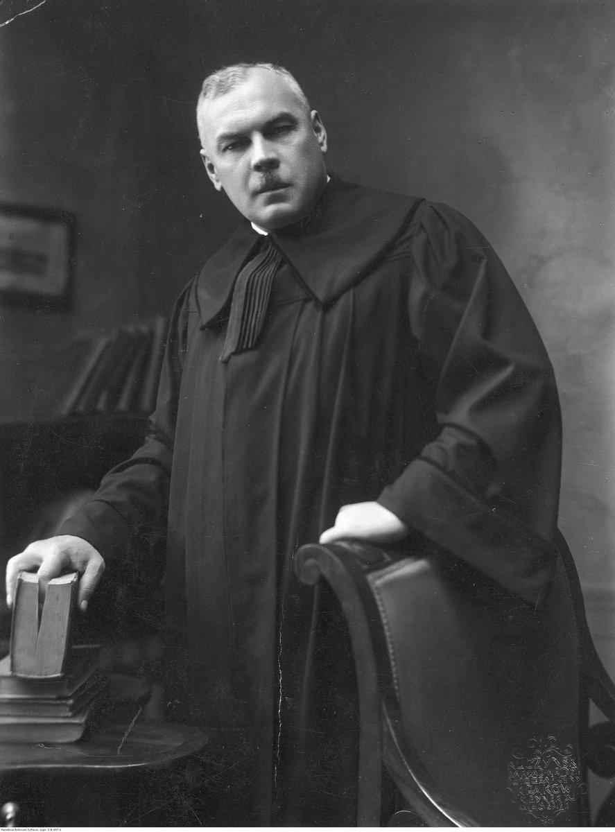 TomFromKatowice's tweet image. My name is Józef Woźniakowski 🇵🇱,
a lawyer from #Cracow, born on April 2️⃣4️⃣, 1885.
I was murdered by #Germans in their #death camp #Auschwitz on Oct. 11, 1943 at the age of 5️⃣8️⃣ only because I was a Pole. 
I survived over 1️⃣4️⃣ months.
Please, #NeverForget me!
#genocide 
#WWII