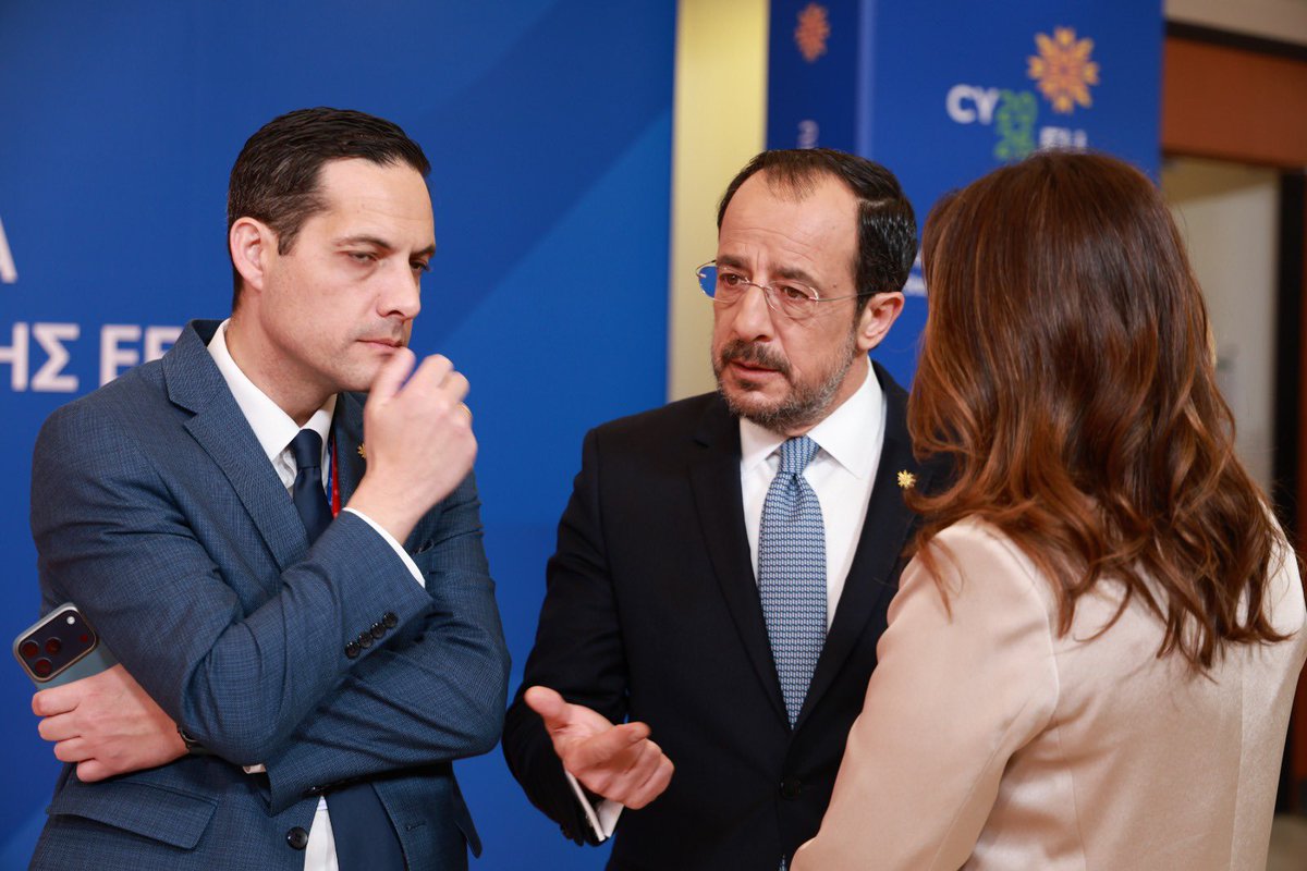 Marilena Raouna tweet media
