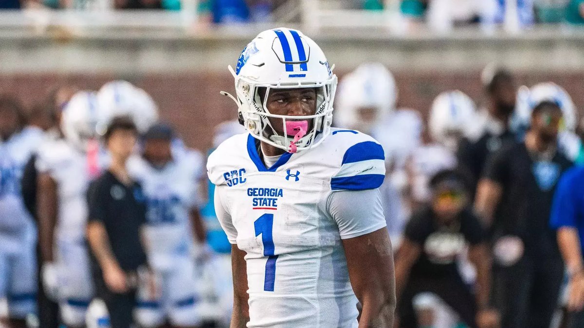 Who I think the #Commanders will draft at 71

Who I’d pick if I could (big fan of Everette though) 

#RaiseHail