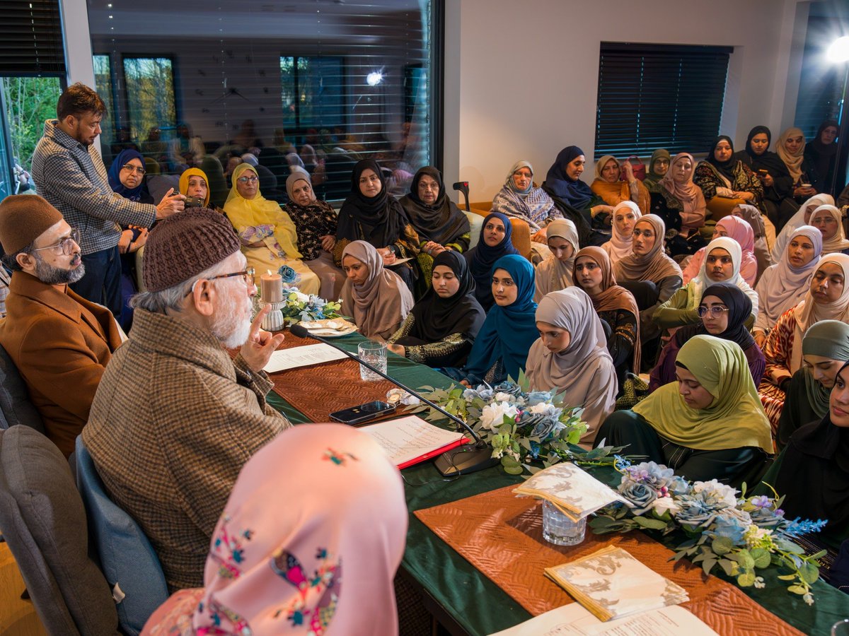 TahirulQadri's tweet photo. His Eminence Shaykh-ul-Islam Dr. Muhammad Tahir-ul-Qadri, Prof. Dr. Hassan Mohiuddin Qadri, Chairman Supreme Council, MQI, and Dr. Ghazala Qadri, President MWL International, participated in a meeting with the Women’s Forum and female leads of MQI Norway. Office bearers were given the opportunity to introduce themselves before the session commenced with Qur’an recitation by Farah Batool from Minhaj Halqa-e-Durood, followed by a nasheed presented by sisters from various forums under the leadership of Anjum Butt, Minhaj Halqa-e-Durood.
The theme of the day focused on our understanding of religion and how we practice it. Shaykh-ul-Islam emphasized that Islam is not limited to temporary rituals but is a lifelong practice that should shape every aspect of life. His Eminence noted that many people today practice religion in a seasonal manner, which creates a distance between faith and daily life.
His Eminence further explained that religion should become a natural part of our thinking, actions, and environment, rather than something separated from everyday life. Just as societal rules provide freedom within limits, religion also grants freedom within defined boundaries.
It was further highlighted that religion is about discipline and structure rather than restriction. A lack of consistent religious practice has led to identity challenges, particularly among youth. Therefore, the role of parents is crucial, and religious initiatives must focus on developing lasting values so that faith becomes a natural part of life.
During the program, shields were also presented to office bearers who demonstrated outstanding performance, including: Sameen Shabbir (Finance Secretary), Saira Nisar (Minhaj Women Forum, Kløfta), Iqra Ejaz Ahmed and Khadijah Mahmood (Learning and Development). Several sisters from different forums were also awarded diplomas in recognition of their contributions.
Among the participants were Sameen Shabbir (Deputy Finance Secretary, NEC), Nazia Batool (President, MHD Norway and President, MWL Europe), Samina Ishaq (President, MWL Oslo), Saira Nisar (President, MWL Kløfta), Halima Siddique (President, MWL Drammen), Iqra Mushtaq Khan (President, MS), Ayesha Khan (President, MDF), Iqra Ejaz Ahmed (Lead, Learning and Development), and Nazima Ansari (Lead, Marketing and Social Media).
Members of the NEC leadership of MQI Norway were also present, including Awais Ejaz (President), Zartash Bashir (Vice President), Hassan Bashir (General Secretary), Atif Rauf (Finance Secretary), and Ata-ul-Mustafa Mahmood (Deputy Secretary).
#DrTahirUlQadri #norway #womenleague #MinhajulQuran