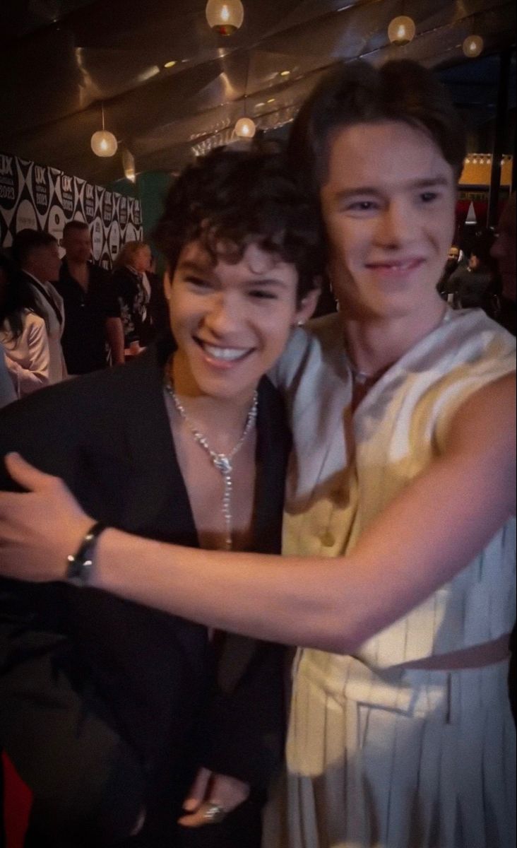 I am getting flashbacks and they havent even been seen in the same room yet 😭