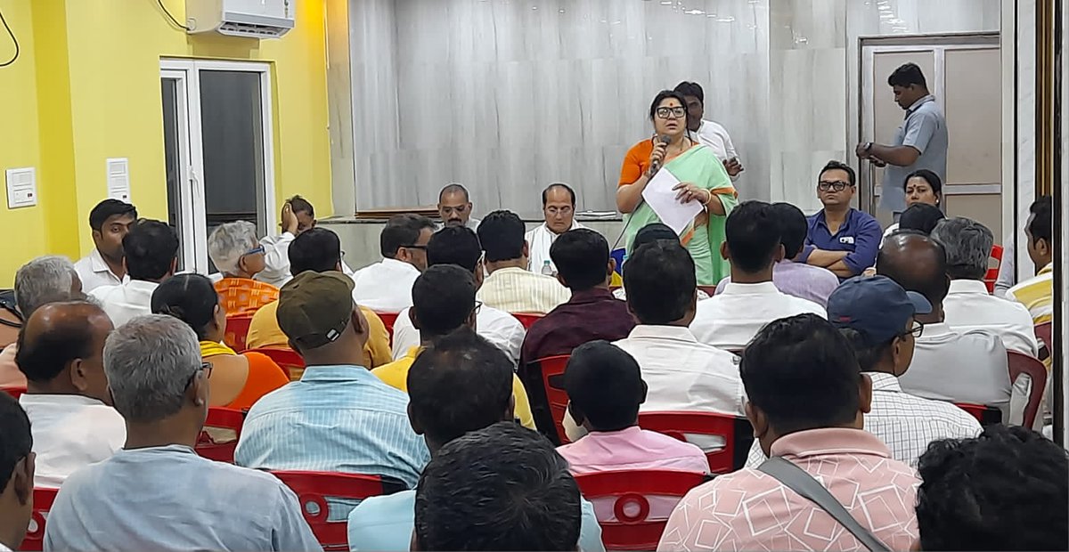 Locket Chatterjee tweet media