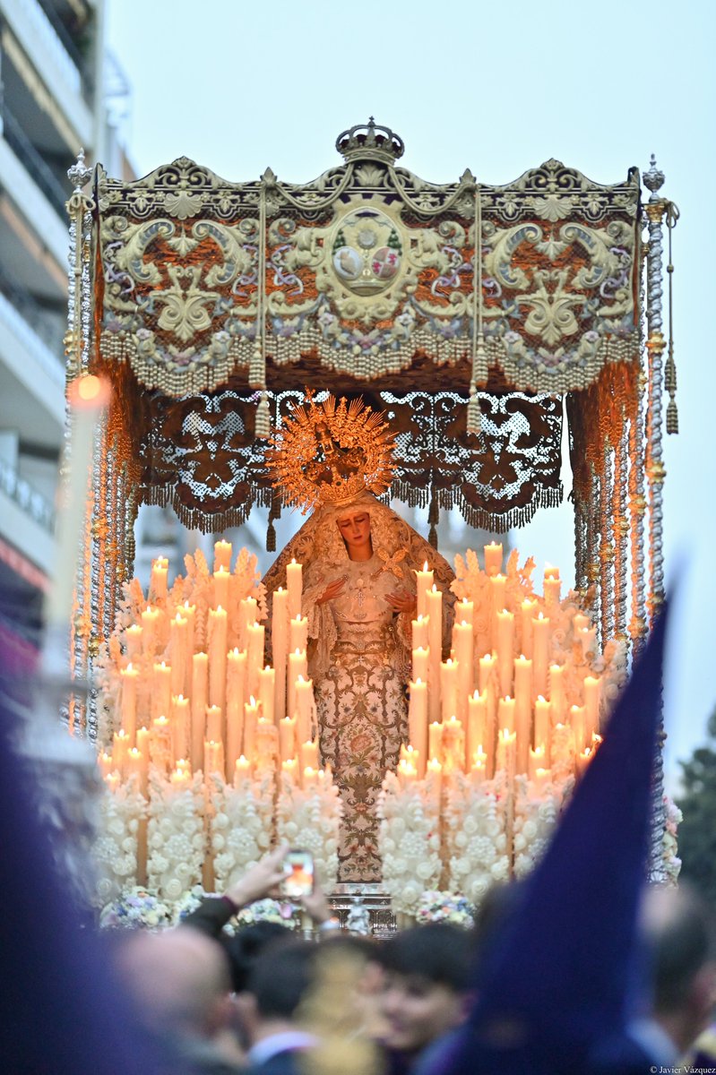 𝕬𝖓𝖌𝖚𝖘𝖙𝖎𝖆𝖘 lleva por 𝖓𝖔𝖒𝖇𝖗𝖊 mi 𝖁𝖎𝖗𝖌𝖊𝖓 de los 𝕲𝖎𝖙𝖆𝖓𝖔𝖘.

<a href="/Hdad_LosGitanos/">Hermandad de Los Gitanos</a> <a href="/BandalasNieves/">Las Nieves de Olivares</a>