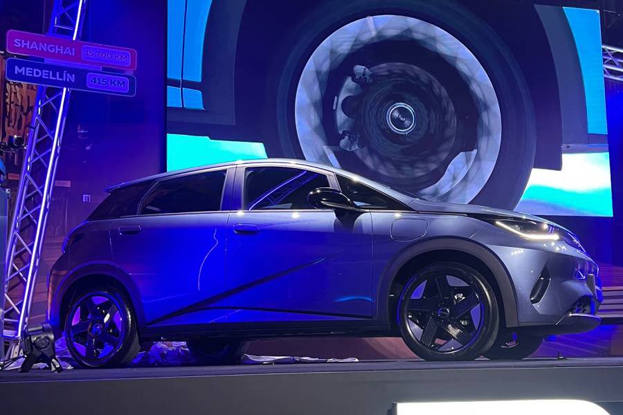 Autos Top Magazine tweet media