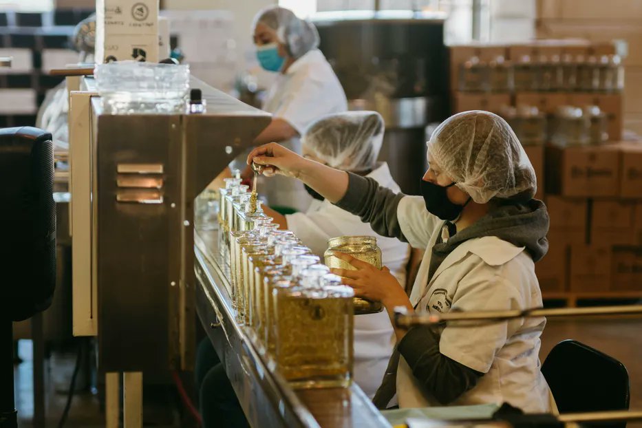 Agradecemos a <a href="/portalmvd/">Montevideo Portal</a> y a <a href="/5DiasPy/">5Días</a> por sumarse a la conmemoración del primer Día Internacional de las Mujeres en la Industria.

Leé las notas sobre la situación laboral de las mujeres en el sector manufacturero en 🇺🇾 y 🇵🇾:
➡️montevideo.com.uy/Columnistas/Op…
➡️5dias.com.py/article/21-de-…