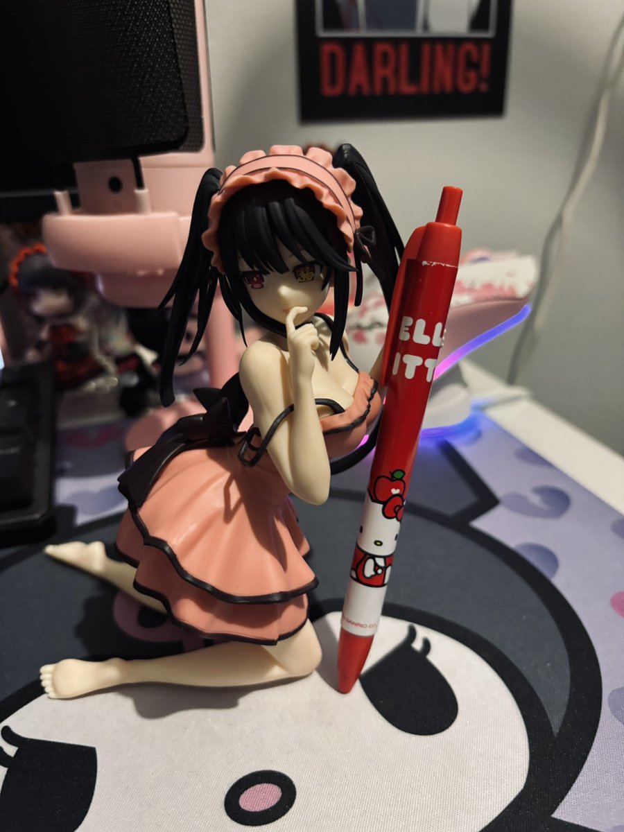 's tweet image. Meow meow meow 🩷👅 #KurumiTokisaki #DateALive #meow #gothgirl