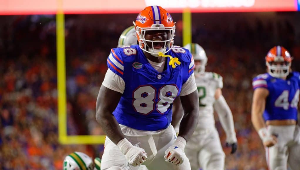 asiddiqui15's tweet image. #vikings fans, after sleeping on it, how are you feeling about the Caleb Banks selection?