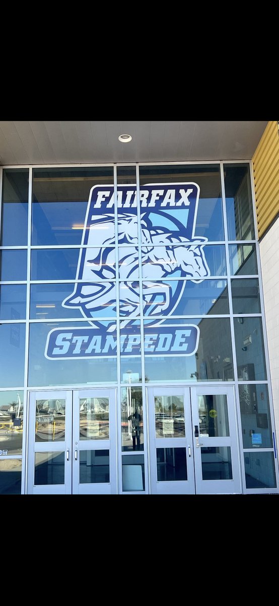 ESportsTrott's tweet photo. Thank You @CoachDucy For Your Time To Talk With Some @BFHS__Football Athletes! Appreciate The Hospitality Yesterday! #Rollstorm https://t.co/KDygWDrf5Q