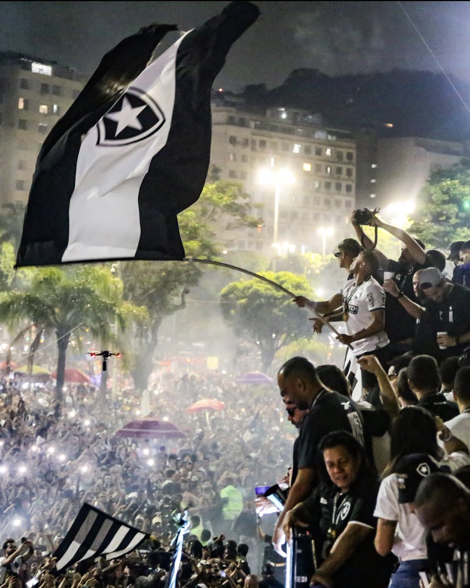 Francisco Barba Negra ★彡 tweet media