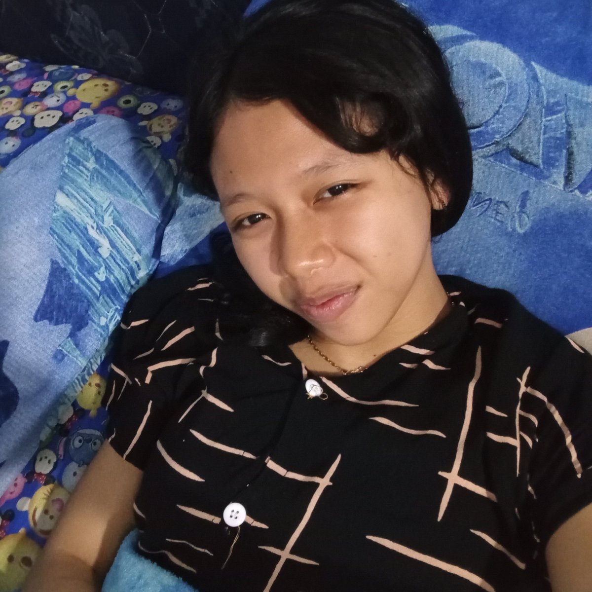 aprilzzaindah's tweet photo. https://t.co/Y869nwZ3hC