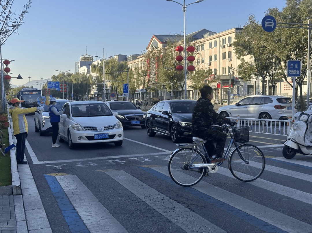 anonymous tweet media