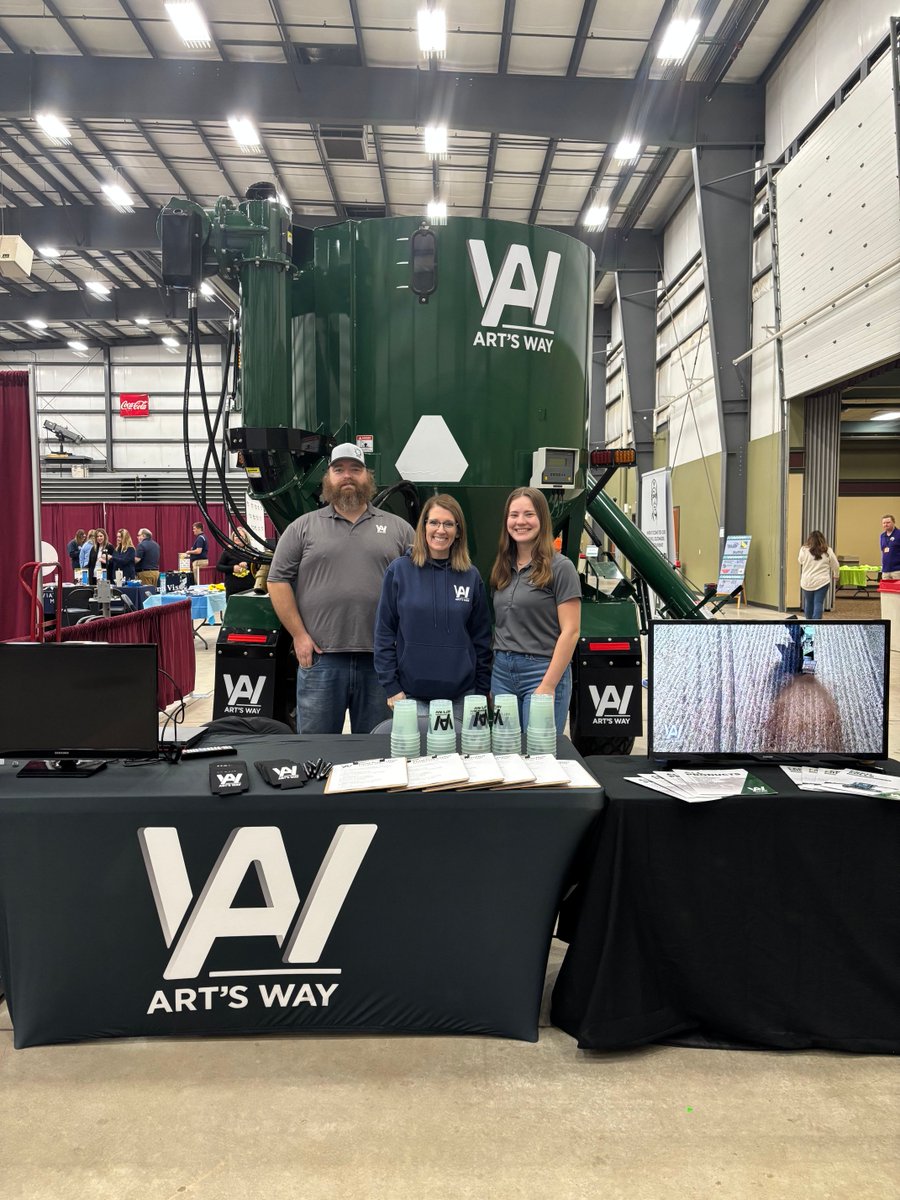 ArtsWayMfg's tweet photo. We had a great time at the inaugural Build My Future event put hosted by the Iowa Lakes Corridor yesterday! Over 800 students experienced hands-on activities across a wide range of career paths.

We enjoyed speaking with students about Art's Way equipment and the many career opportunities in manufacturing — all while they completed a final quality inspection on a 7165 grinder mixer.

It was an awesome day and we can't wait for next year!