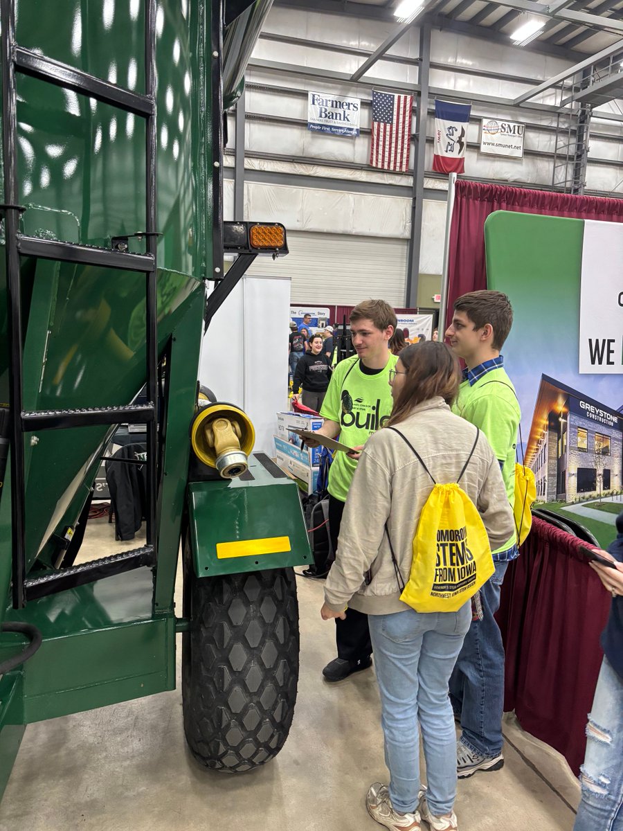 ArtsWayMfg's tweet photo. We had a great time at the inaugural Build My Future event put hosted by the Iowa Lakes Corridor yesterday! Over 800 students experienced hands-on activities across a wide range of career paths.

We enjoyed speaking with students about Art's Way equipment and the many career opportunities in manufacturing — all while they completed a final quality inspection on a 7165 grinder mixer.

It was an awesome day and we can't wait for next year!
