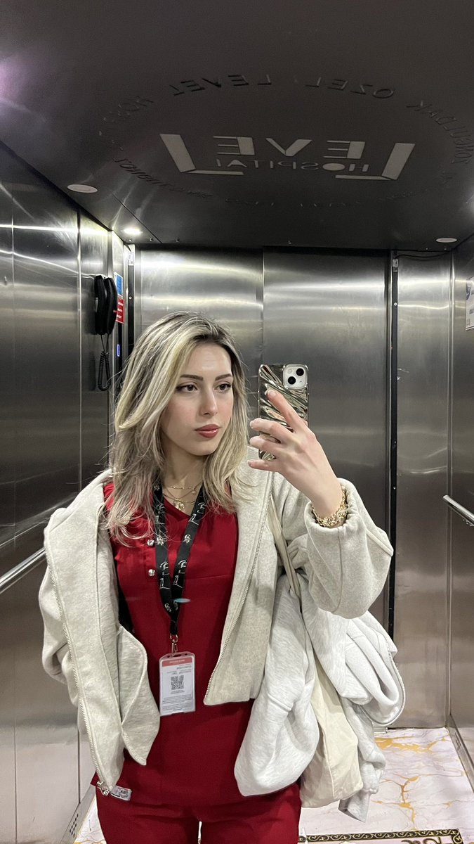 𝒟𝒾𝓁𝒶𝓇𝒶♡ tweet media