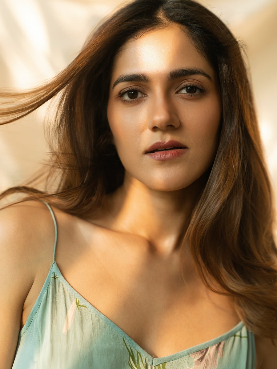 Weekendvibes_'s tweet image. Simran Choudhary 🩵

#Simran #SimranChoudhary