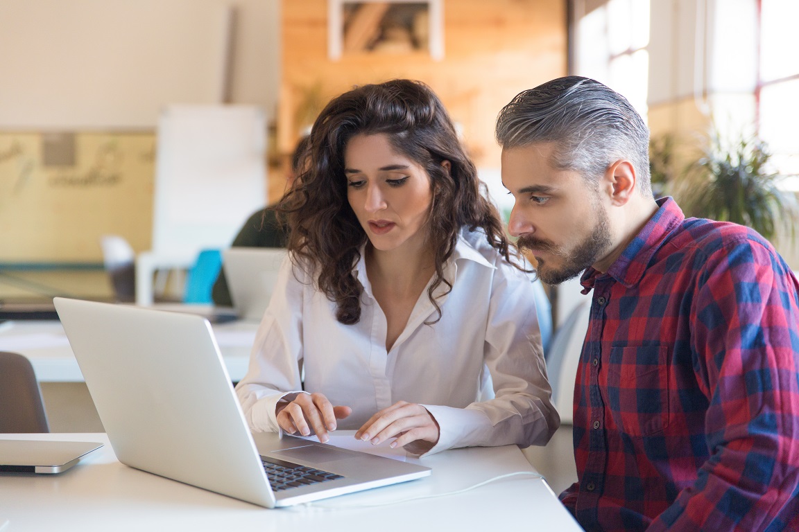 CompleoSoftware's tweet photo. 🎯 Escolher um ATS vai além das funcionalidades. Personalização, integrações, segurança de dados e experiência do candidato fazem diferença na decisão. No artigo, mostramos o que avaliar para escolher a plataforma certa: https://t.co/WRIhNtsngH https://t.co/nu2yaQL5RZ