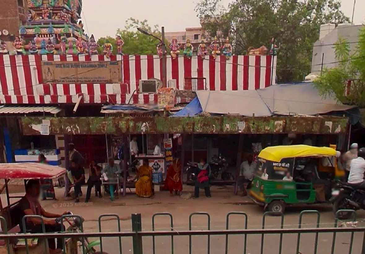 hhh_2838's tweet image. @dtchq_delhi Look at the condition of the Khyala 830 bus stop in the Khyala Vishnu Garden area. Broken seats, rusted structure, no signboard, nothing. Please fix it ASAP. @LtGovDelhi @LokNiwasDelhi @gupta_rekha @drpankajbjp @CMODelhi @dip_delhi #delhi #viksitdelhi