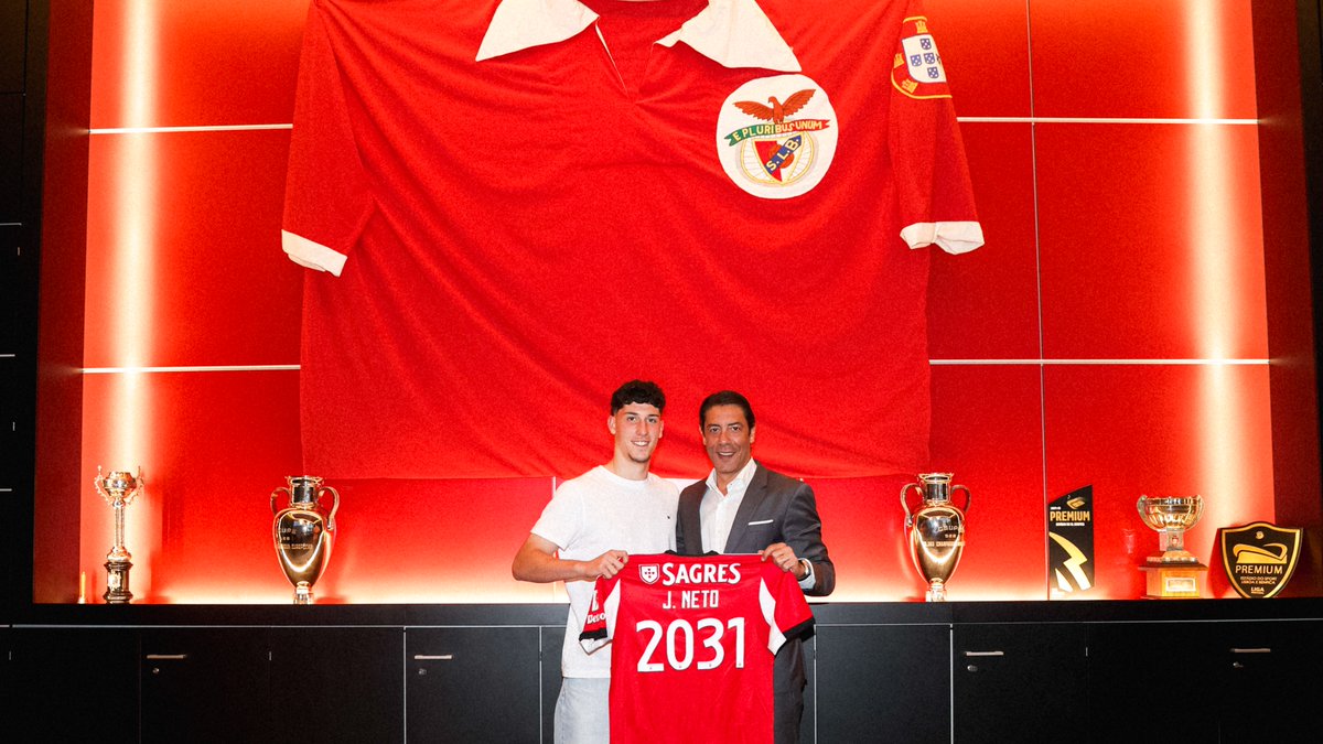 SL Benfica tweet media